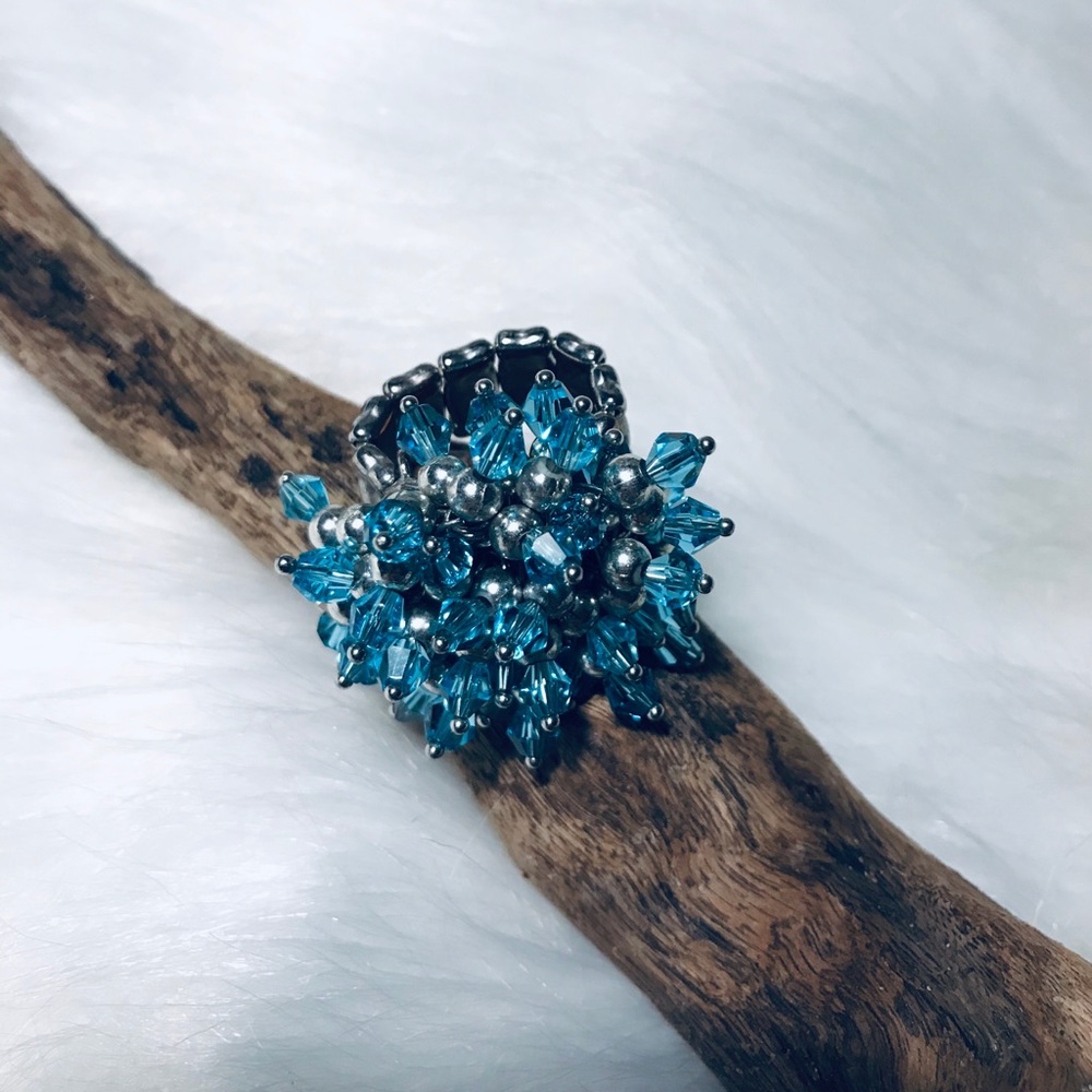 Ava & Grace ring